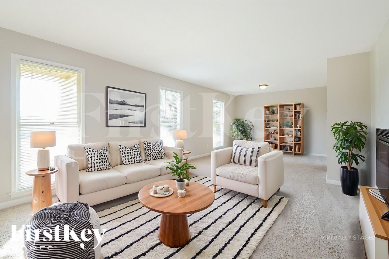 1259 Huffman Rd - Photo 5 of 17