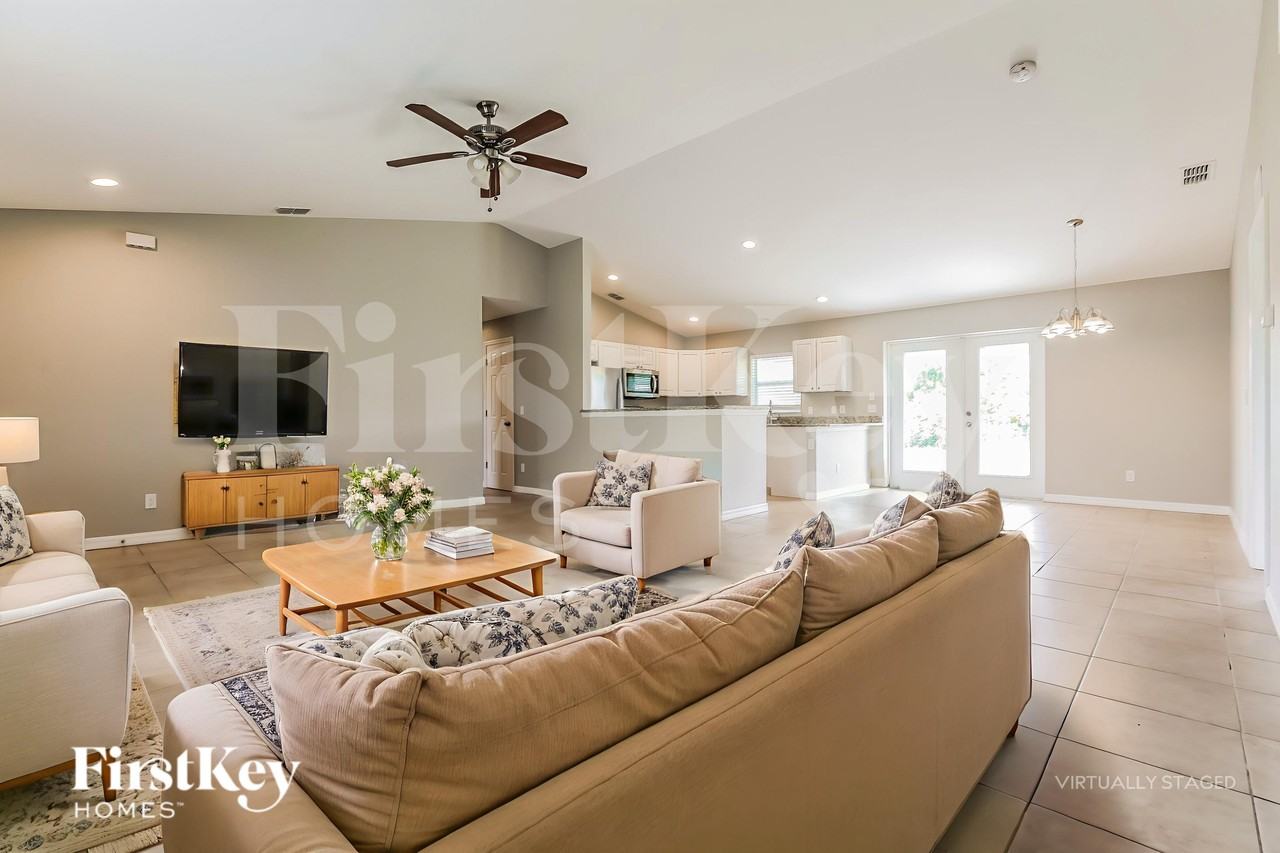 12477 Willmington Blvd - Photo 3 of 18