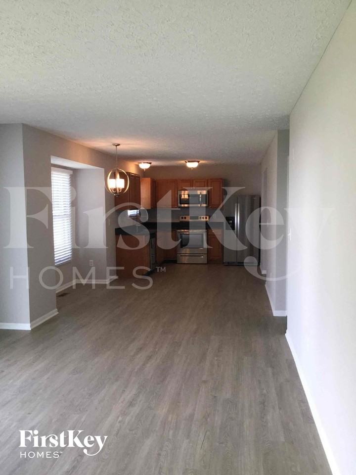 1224 Tannic St - Photo 5 of 13