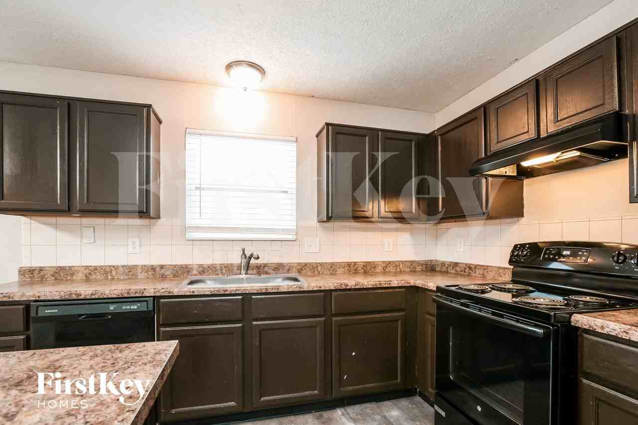 10758 Sedgegrass Dr - Photo 7 of 15