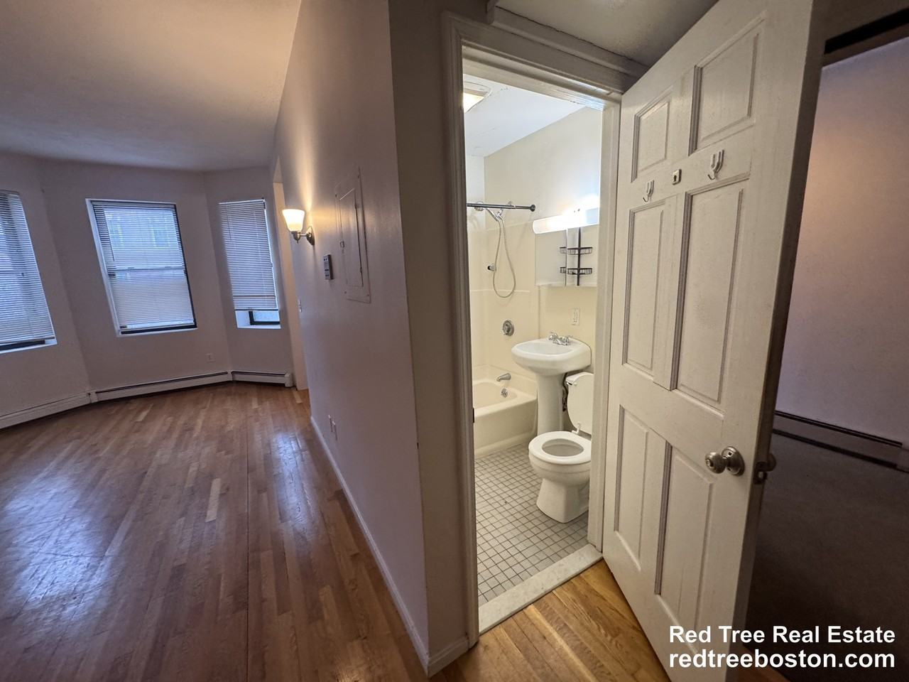 67 S Huntington Ave #1 - Photo 5 of 34