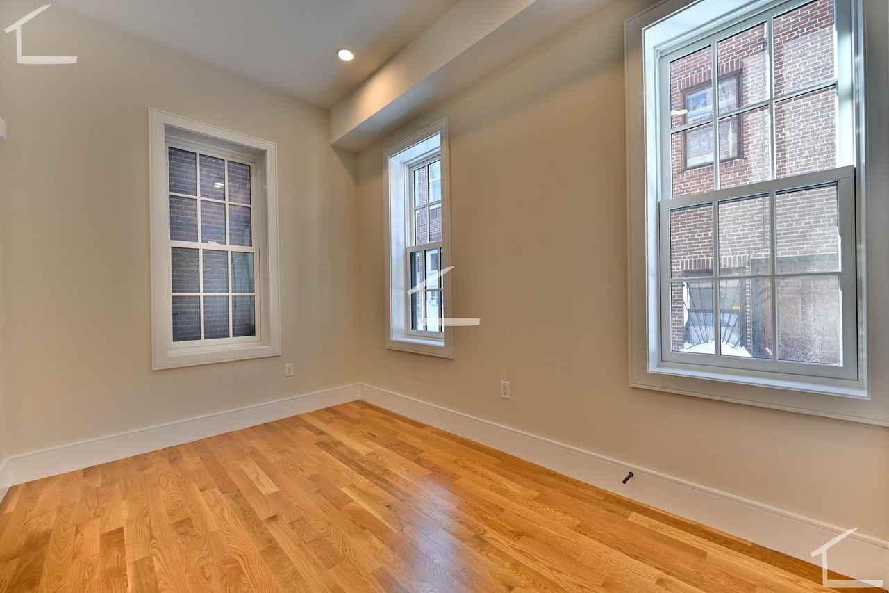 Winchester St #1 - Photo 5 of 9