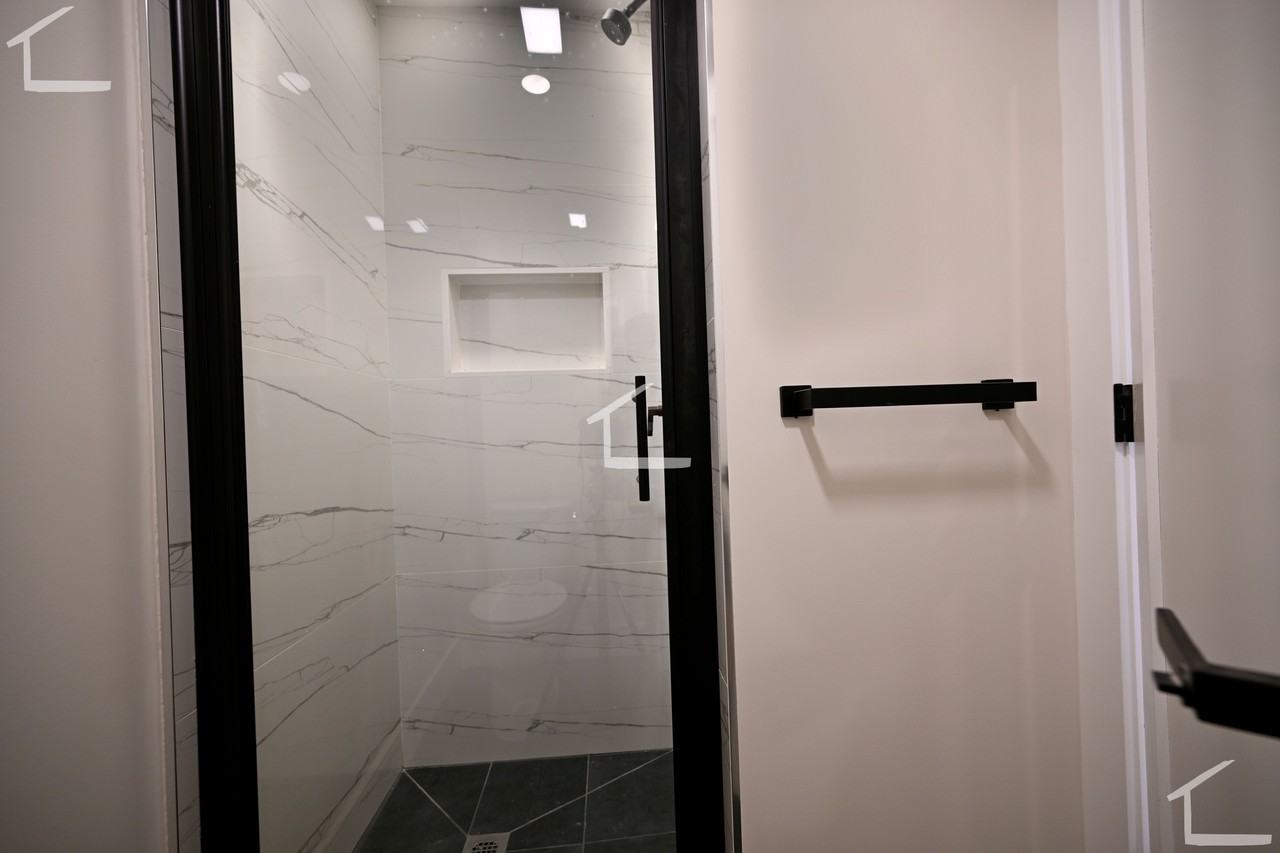 Winchester St #4 - Photo 5 of 10