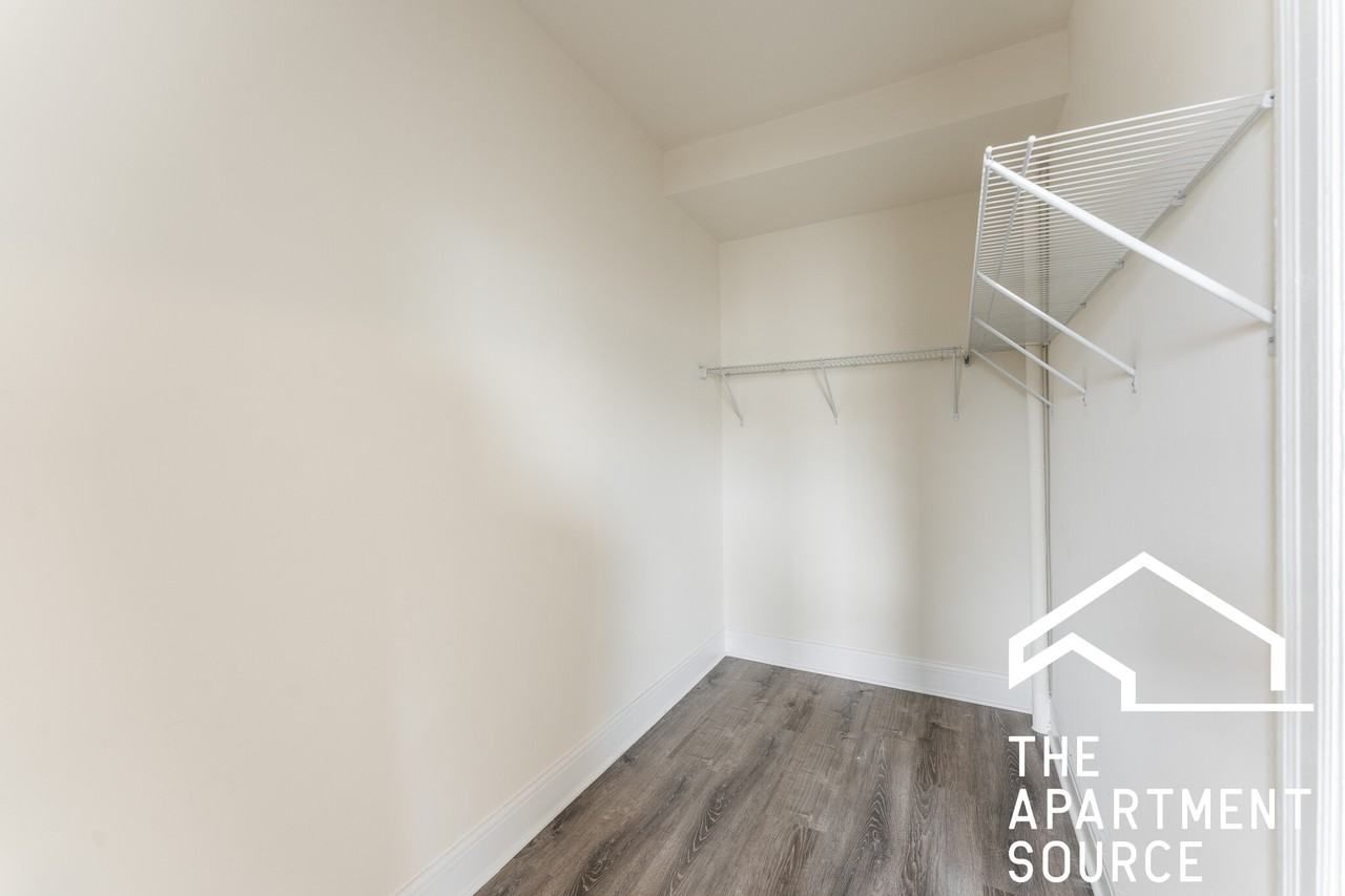 2779 N Milwaukee Ave #215 - Photo 3 of 9