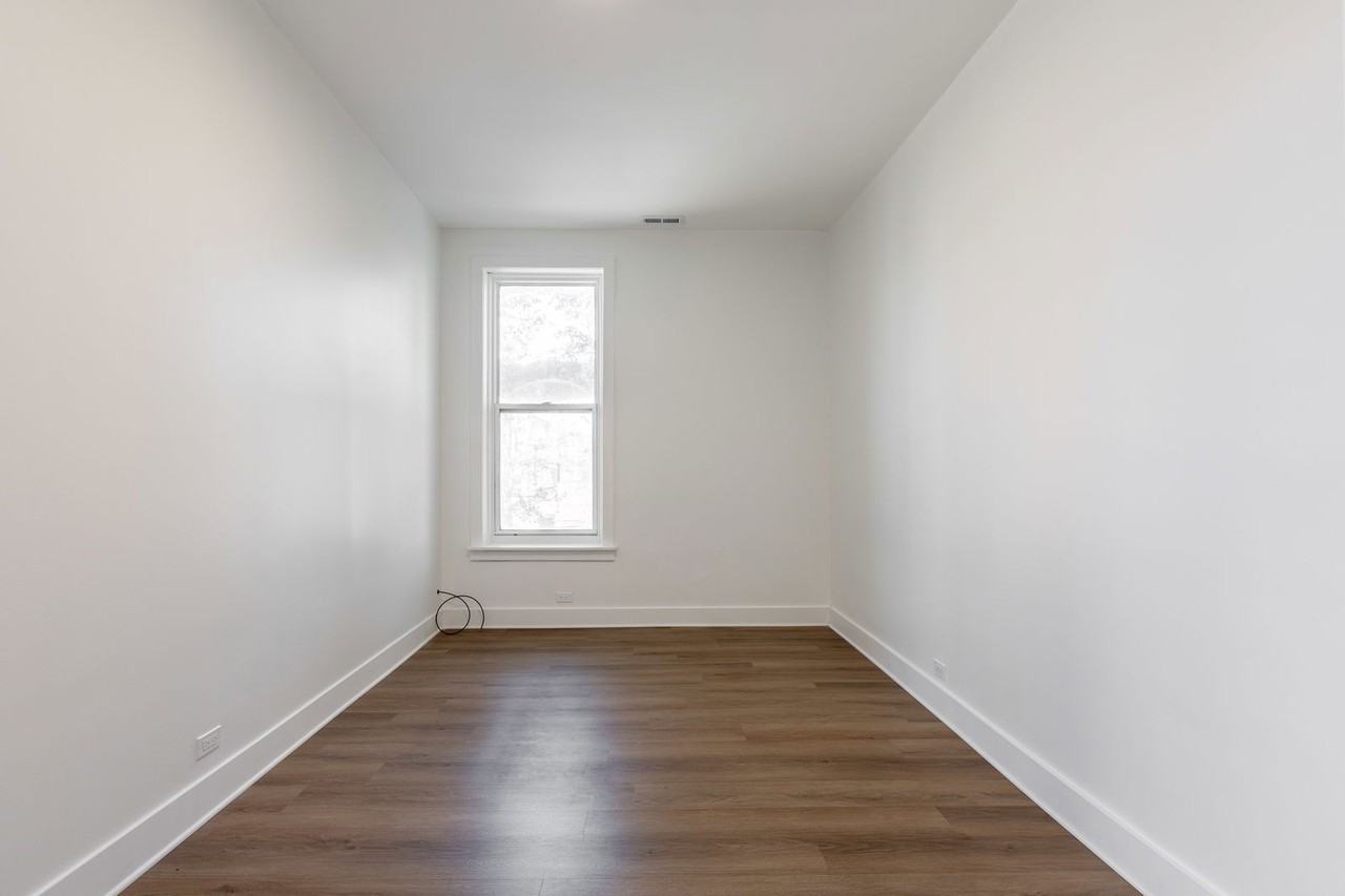 3211 W Chicago Ave #CH2 - Photo 5 of 8