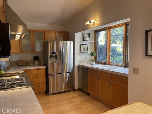 761 S Los Robles Ave - Photo 6 of 8