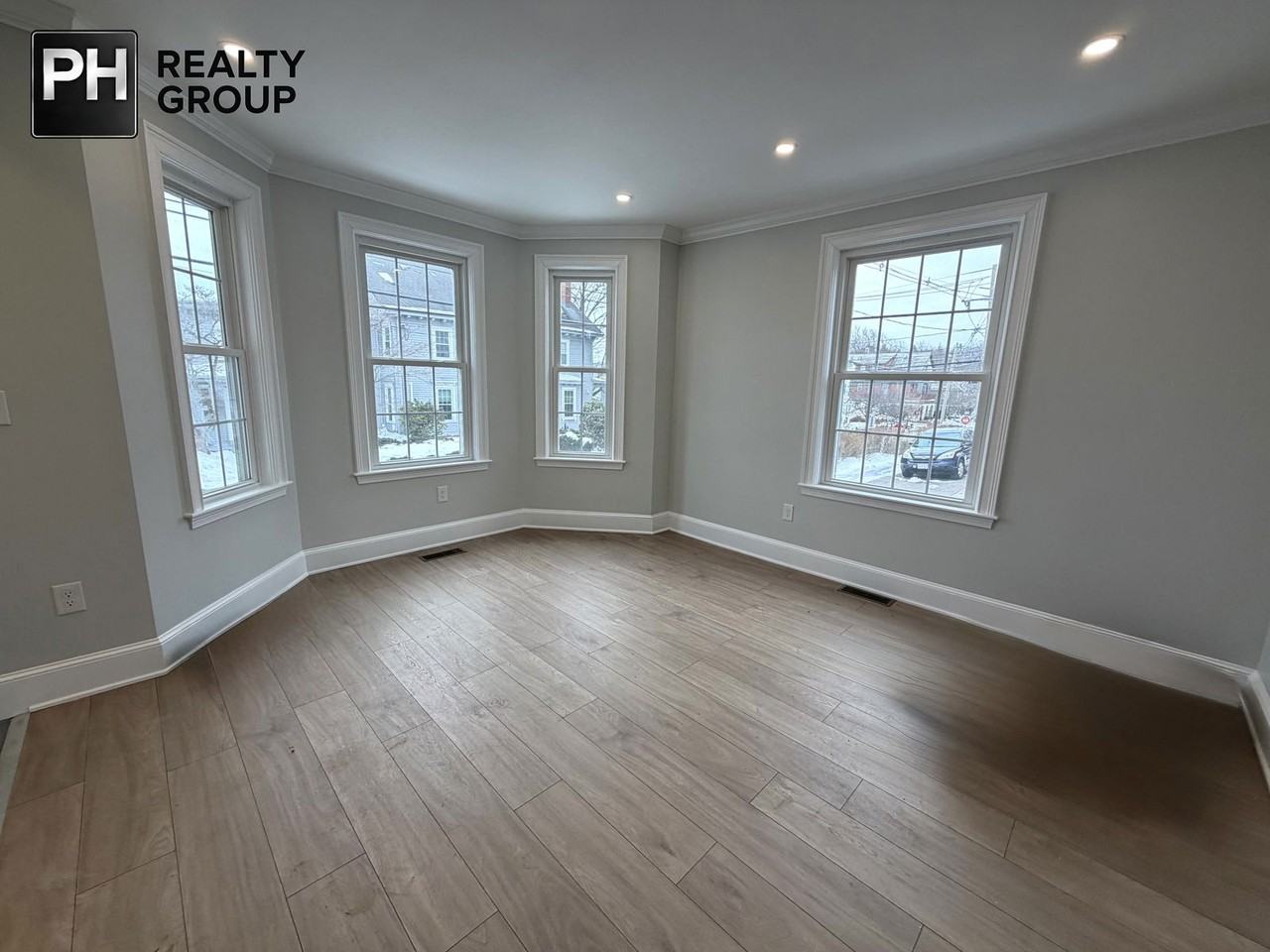 67 Jewett St #1 - Photo 3 of 8