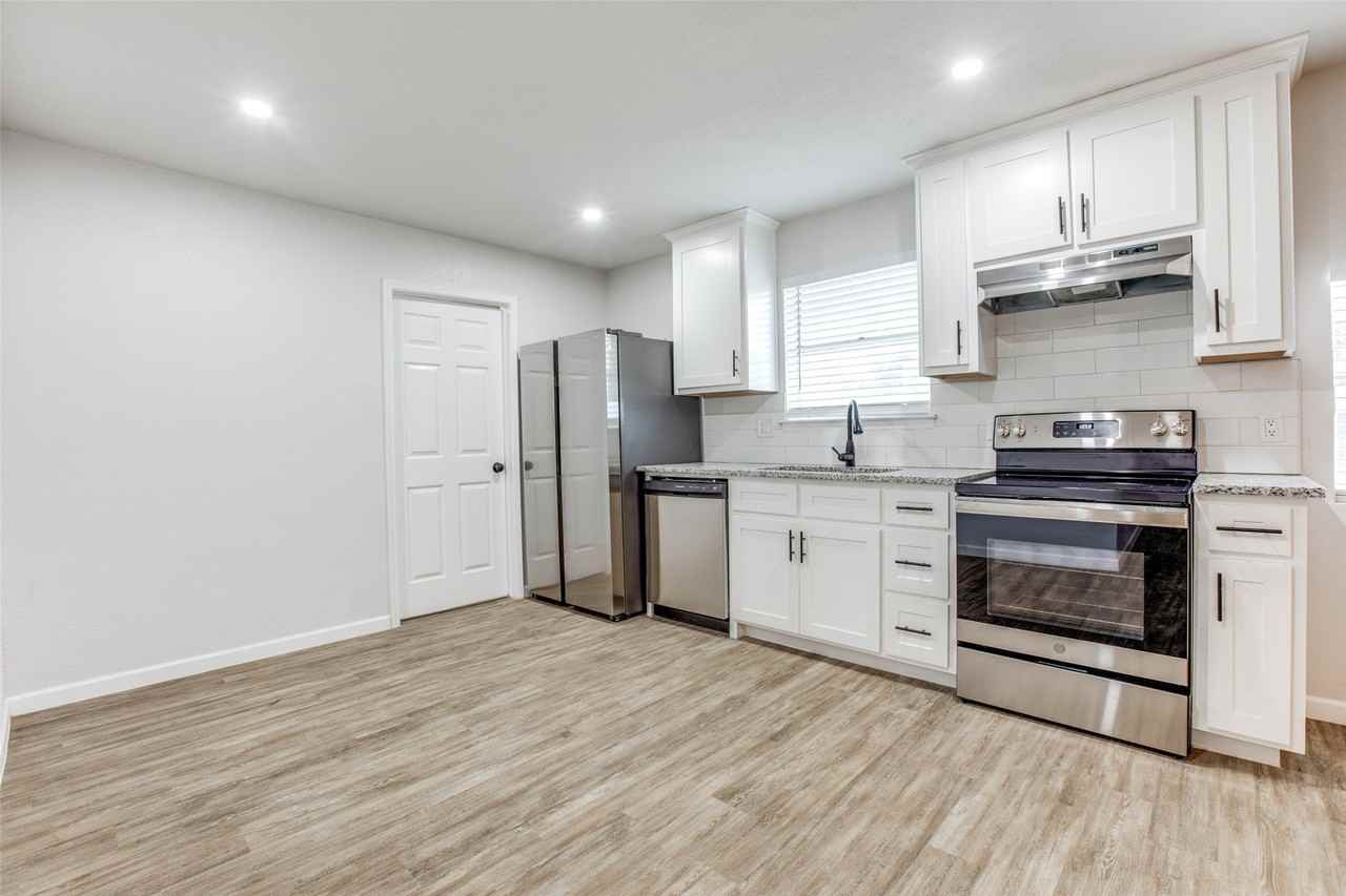 1314 Yukon Dr - Photo 2 of 12