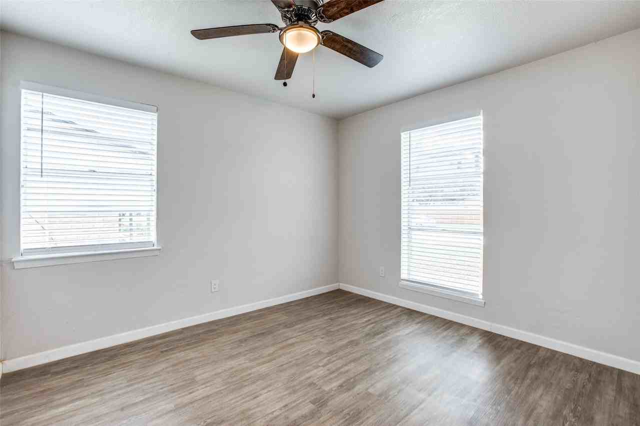 1314 Yukon Dr - Photo 7 of 12