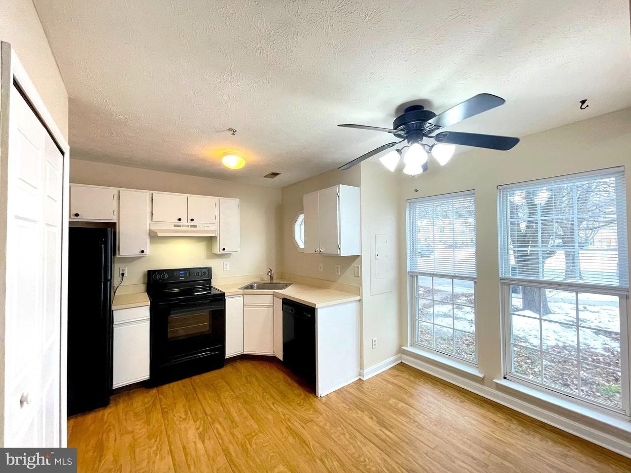 47738 Devin Cir - Photo 3 of 25