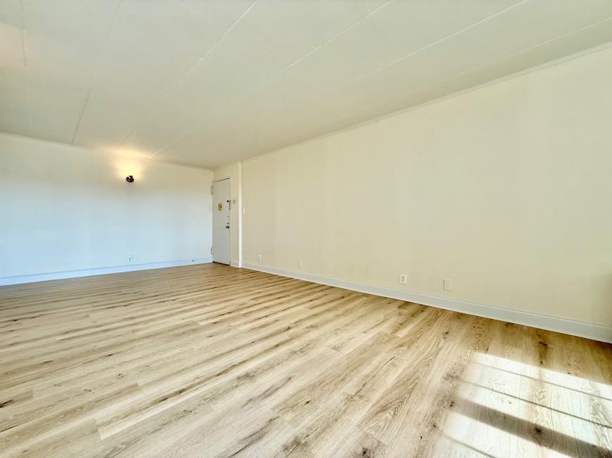 30 Park Ave - Photo 2 of 10