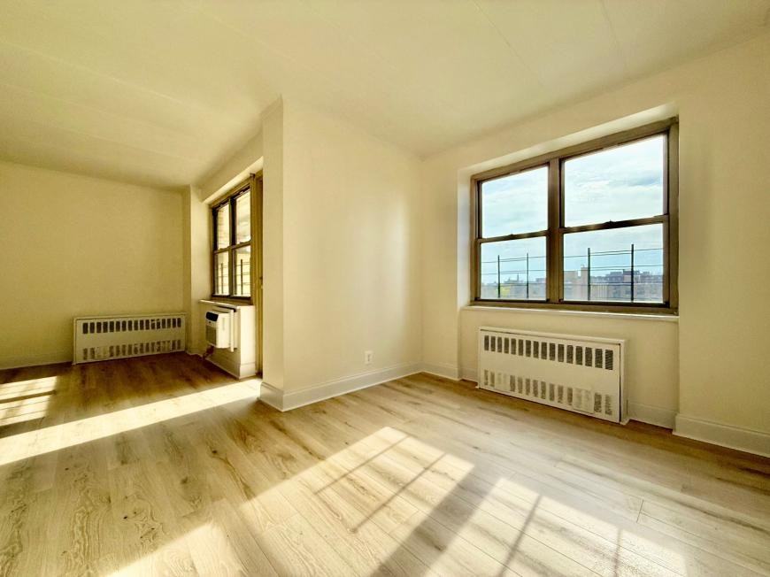 30 Park Ave - Photo 7 of 10