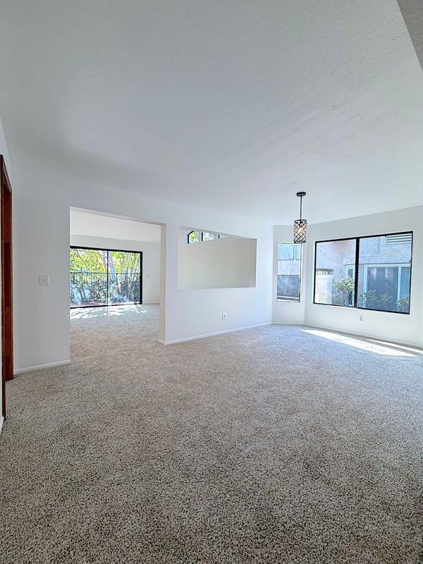 1548 Vallecito - Photo 3 of 38