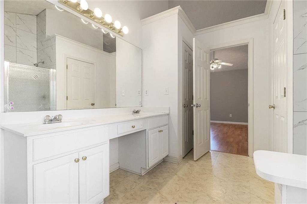 2290 Berkeley Cove Ct - Photo 4 of 30