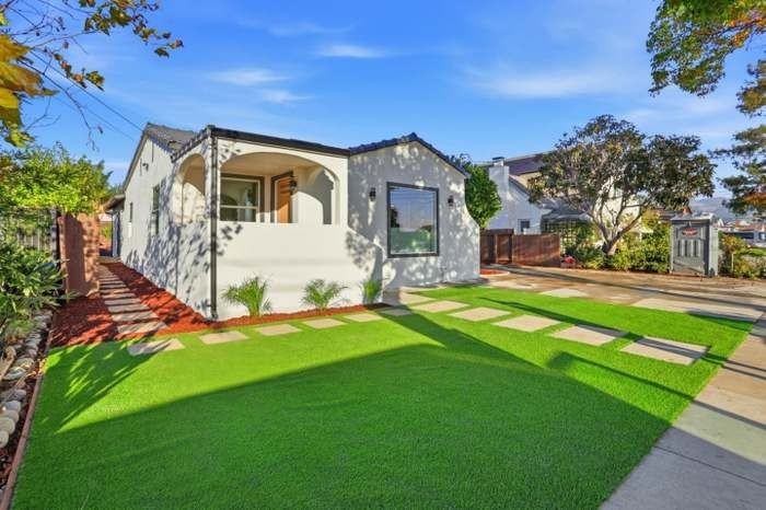 112 S Cragmont Ave - Photo 2 of 21