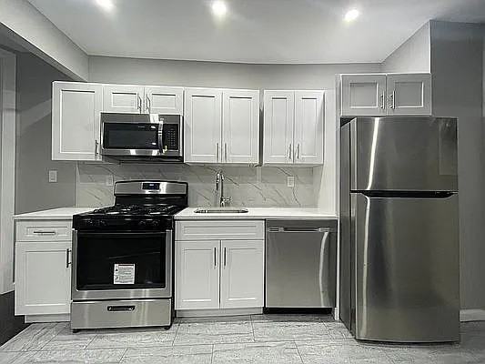 2820 Decatur Ave #C4 - Photo 5 of 13