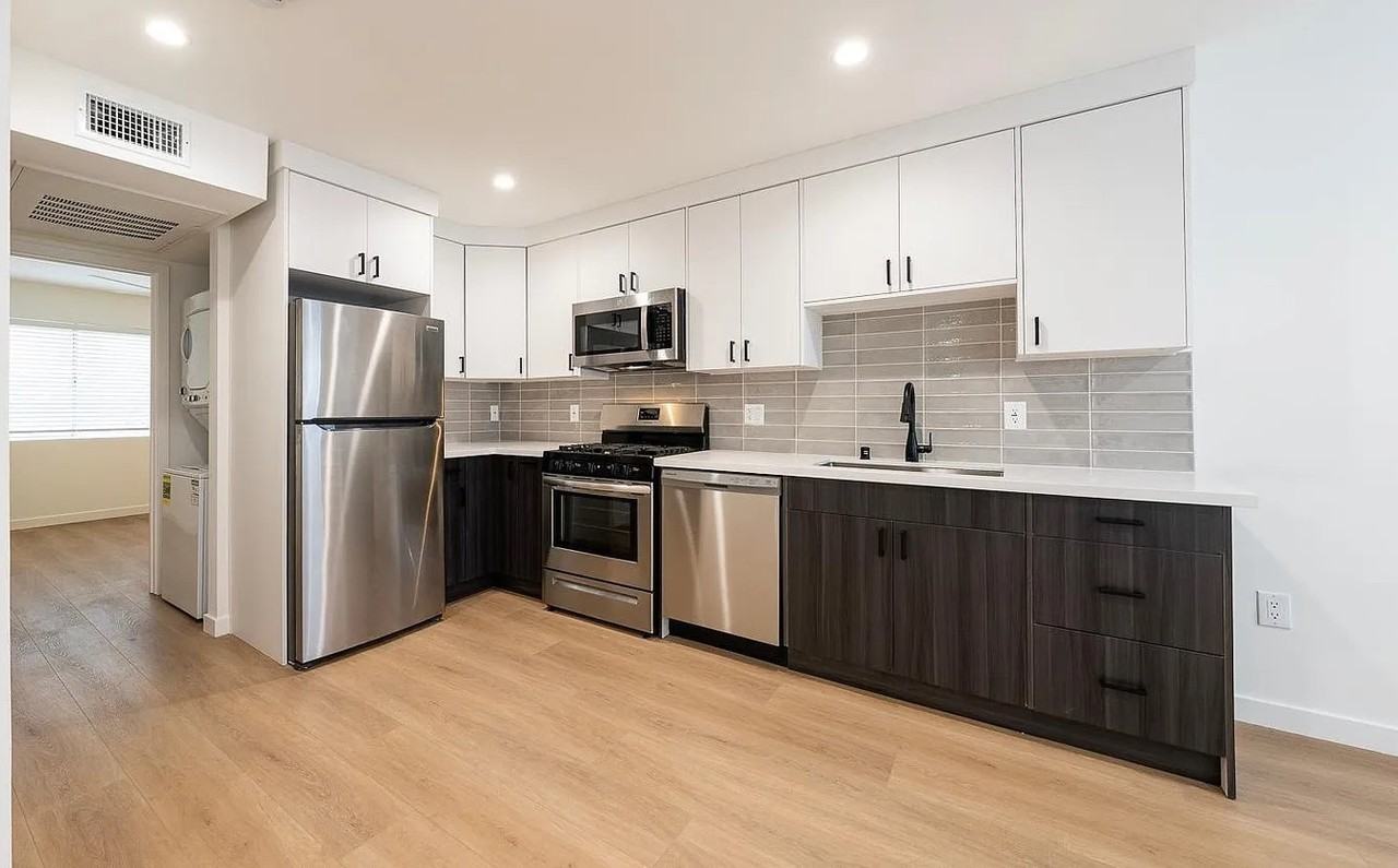 2901 Bellevue Ave #2 - Photo 2 of 14