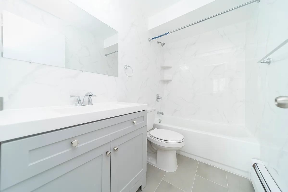 13446 Maple Ave #7A - Photo 2 of 10