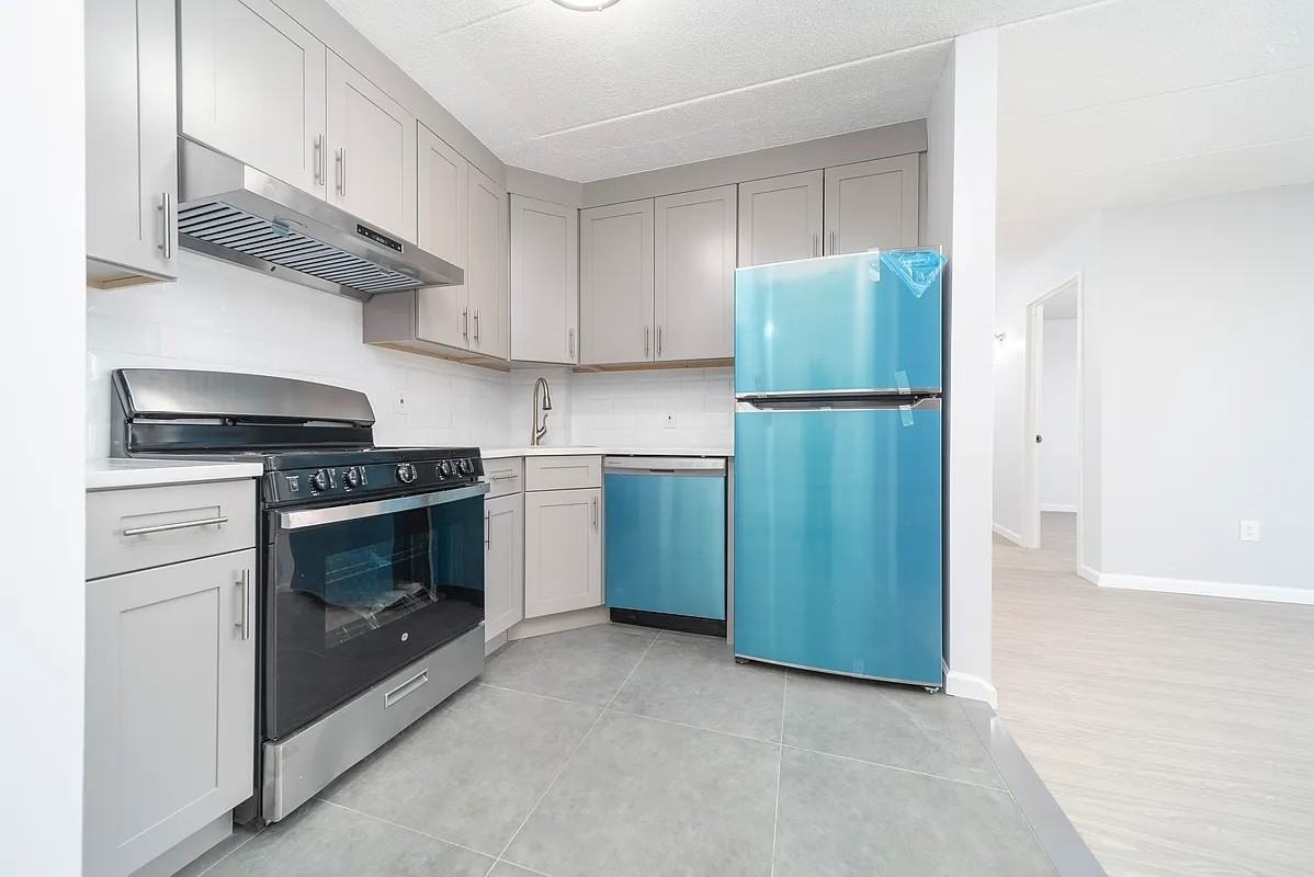 13446 Maple Ave #7A - Photo 7 of 10