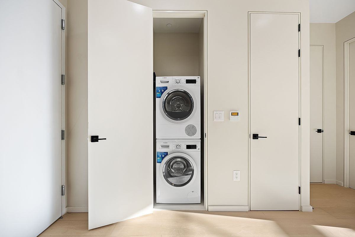 3116 21st St #5F - Photo 5 of 7