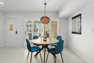 290 N San Jacinto Ave - Photo 1 of 1