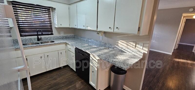 5935 Antilla Dr - Photo 5 of 19