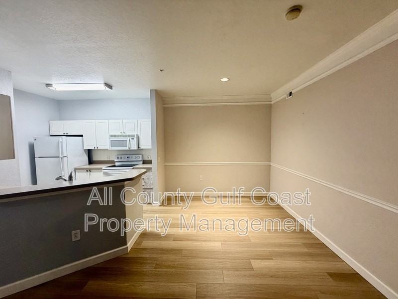 5110 Northridge Rd #104 - Photo 2 of 17