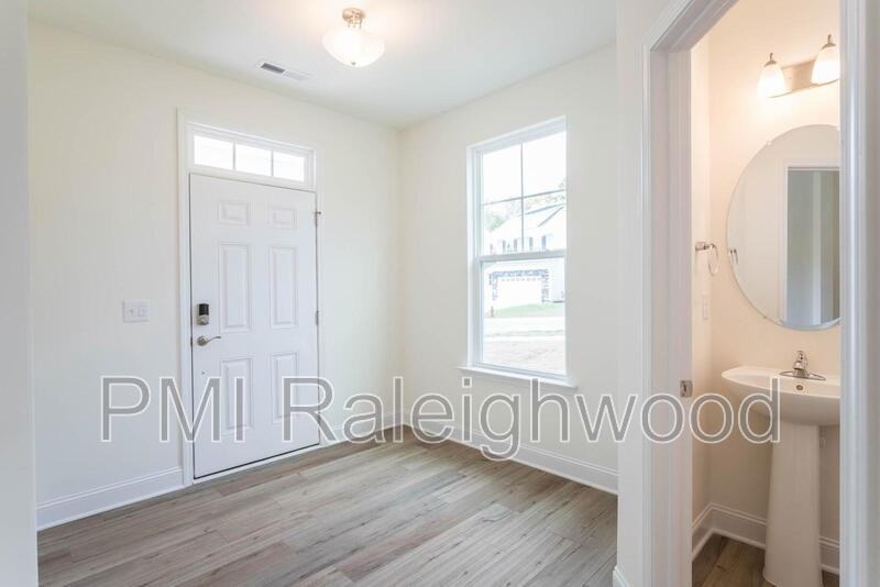 2001 Seford Dr - Photo 4 of 30