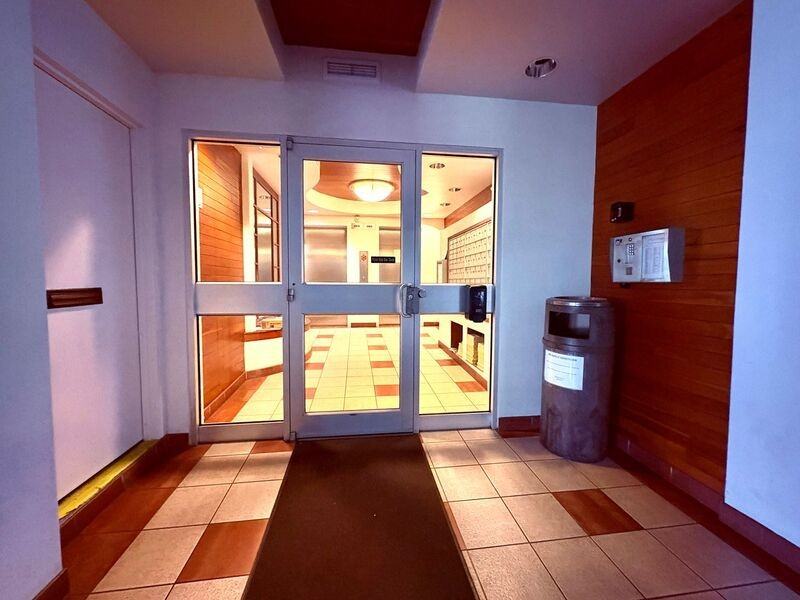 1013 Prospect St #513 - Photo 3 of 16