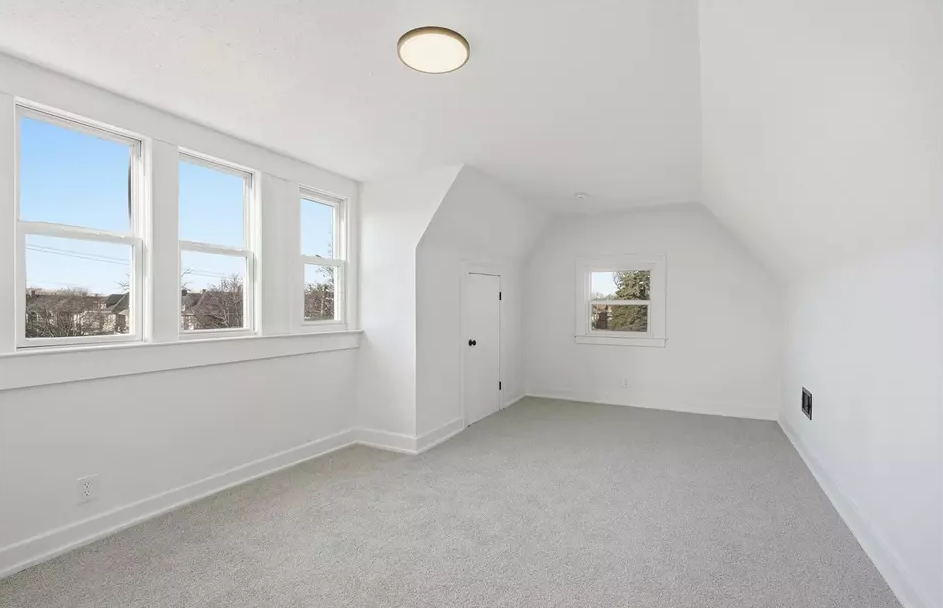 8951 La Salle Blvd #NA - Photo 3 of 9