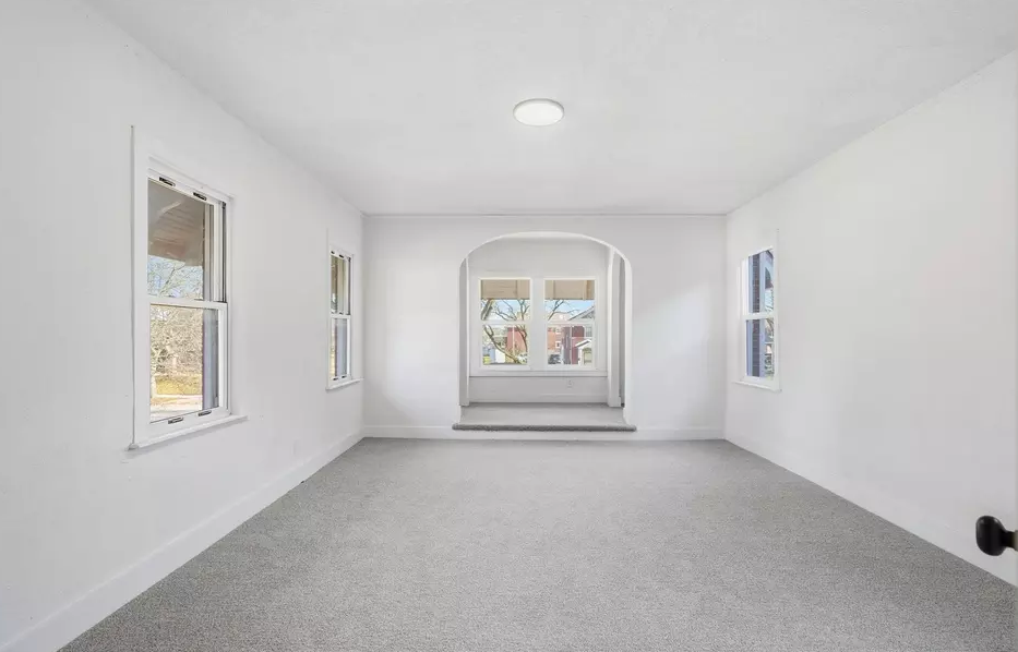 8951 La Salle Blvd #NA - Photo 5 of 9