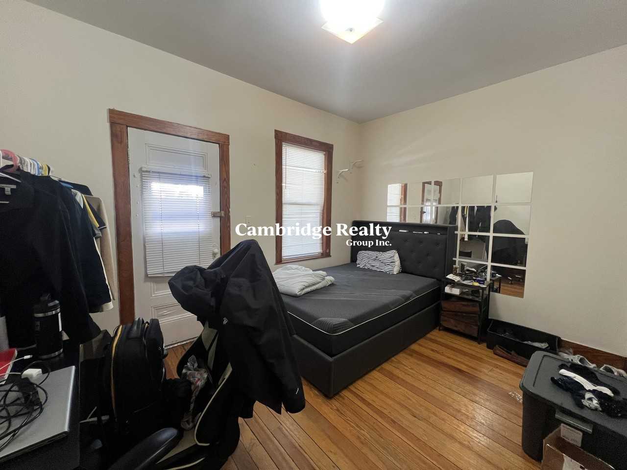 346 Faneuil St #2T - Photo 4 of 10
