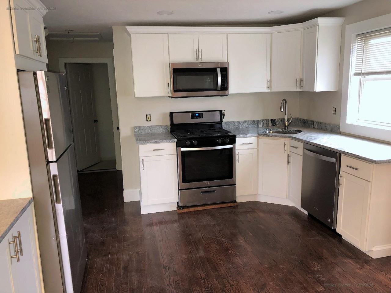 Kendall St #3 - Photo 3 of 8