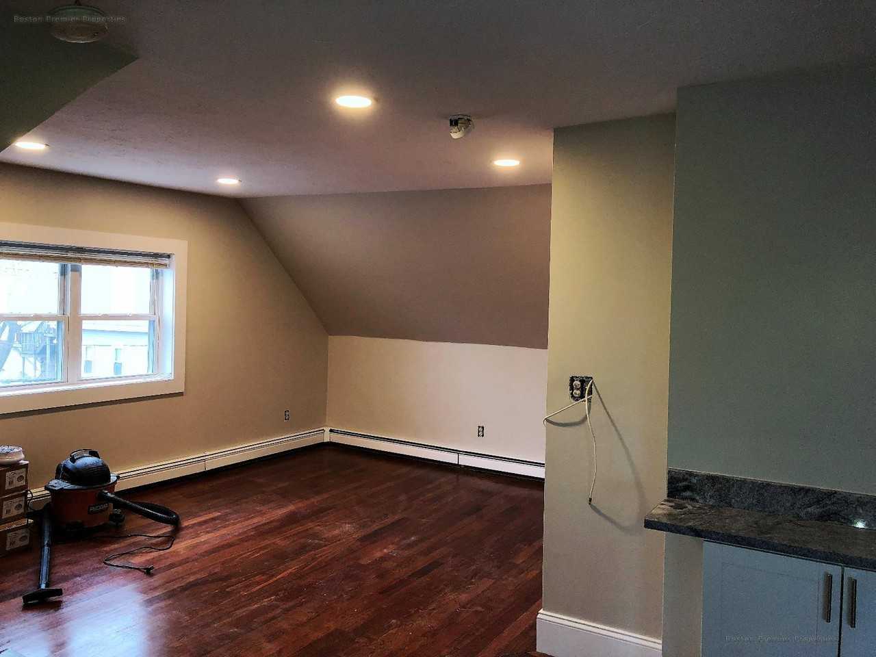 Kendall St #3 - Photo 6 of 8