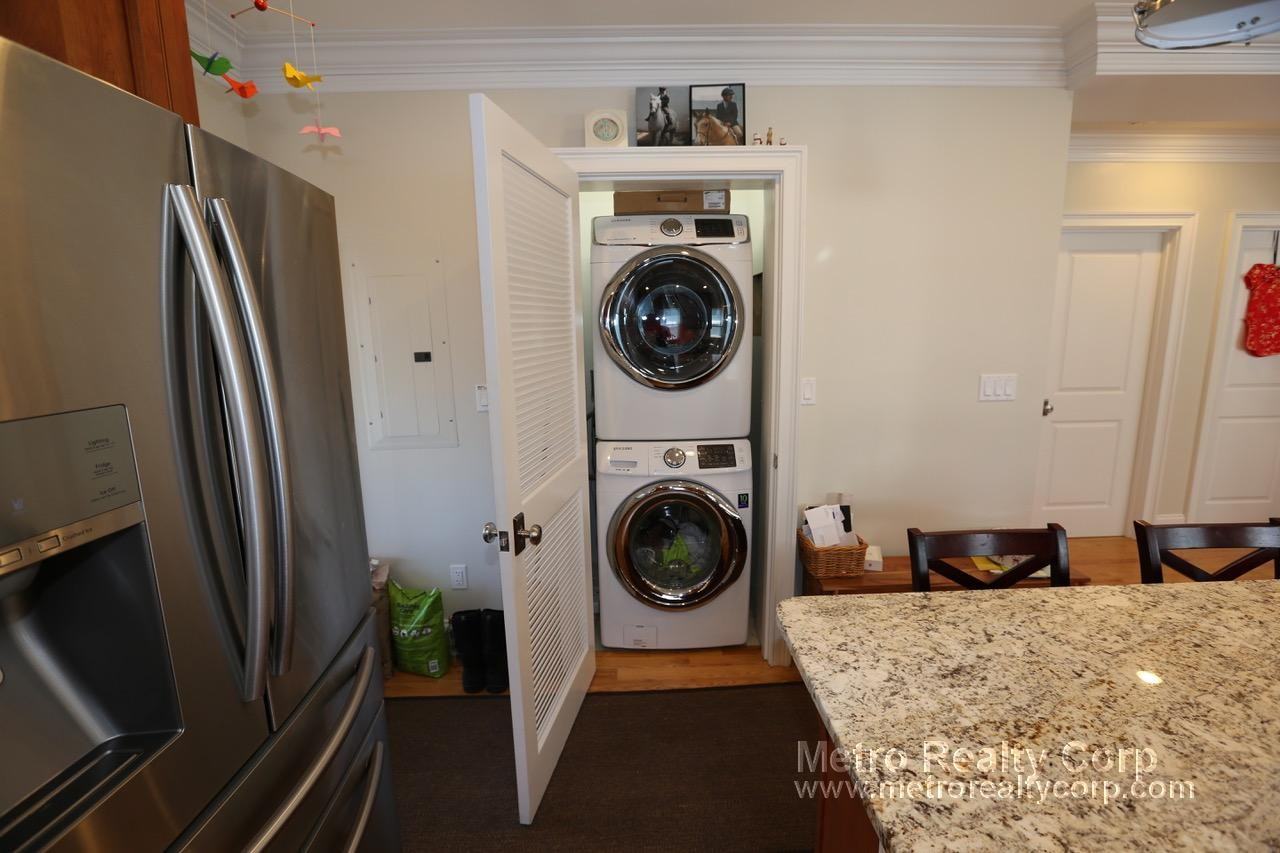 7 Acron Rd #2 - Photo 4 of 16