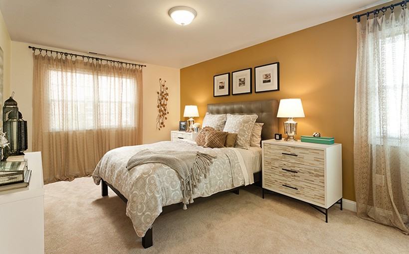 140 Plymouth Dr #B - Photo 3 of 13