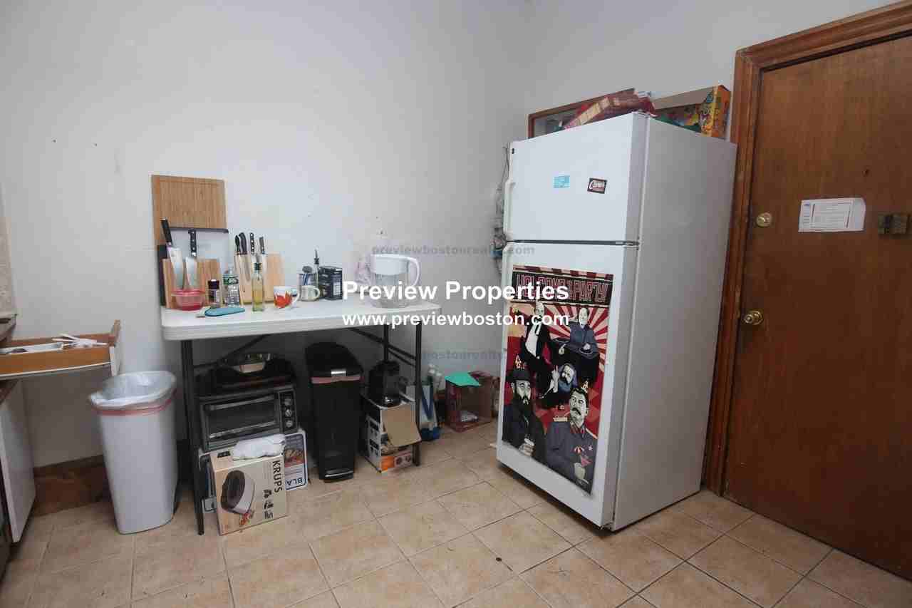 Aberdeen St #6P - Photo 2 of 8