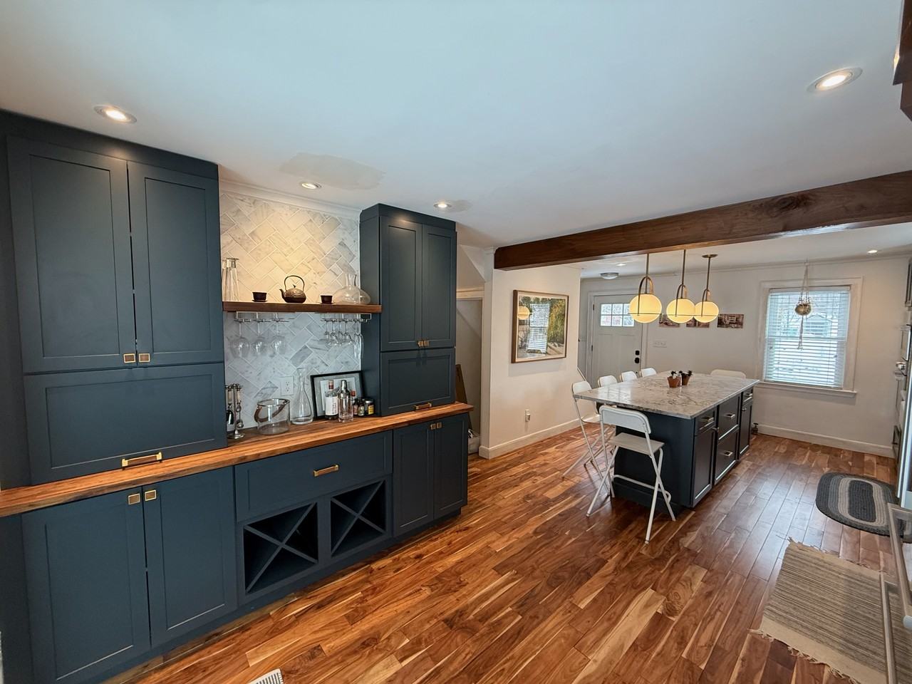 111 Stimson St - Photo 4 of 23