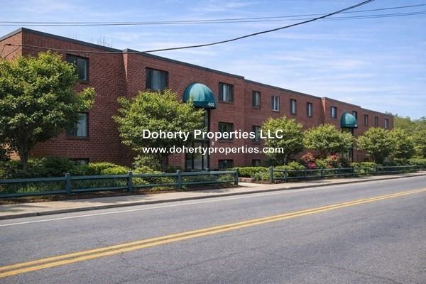 476 Riverside Dr #303 - Photo 4 of 4