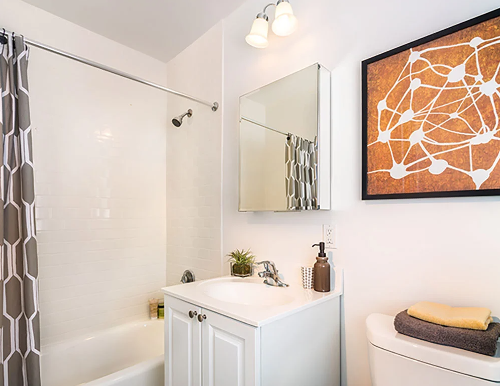 196 Sherman Rd - Photo 6 of 9