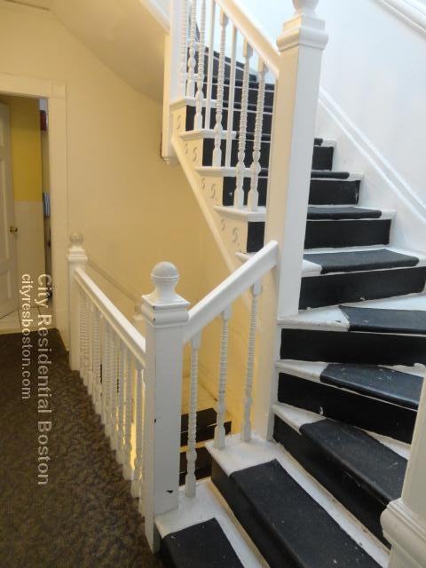 Saint Stephen St. & Saint Stephen St #8 - Photo 4 of 7