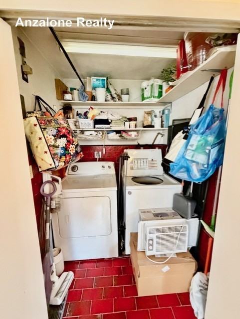 29 Cooper St #4 - Photo 2 of 19