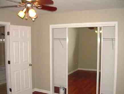 W Foster Ave #207 - Photo 3 of 5