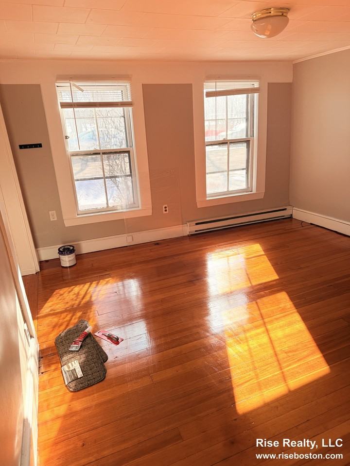 195 Mount Auburn St - Photo 6 of 10