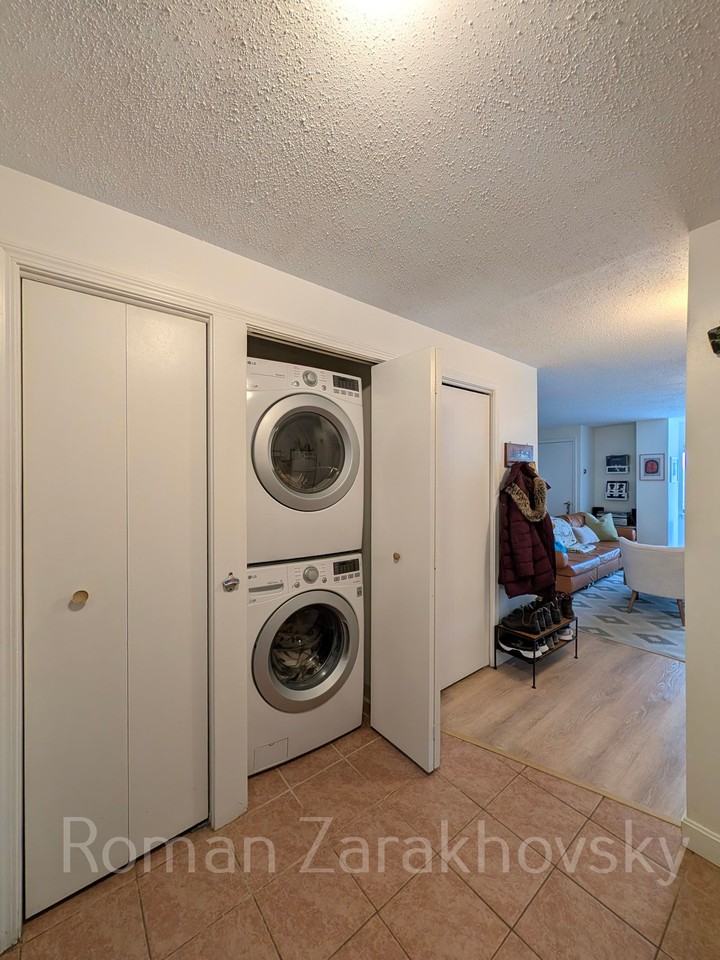 23 Webster Ave #402A - Photo 7 of 20