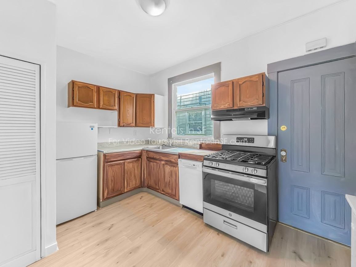 33 Harriet St #3 - Photo 3 of 11