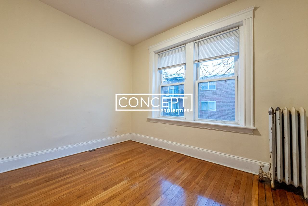 45 Englewood Ave #4 - Photo 2 of 21