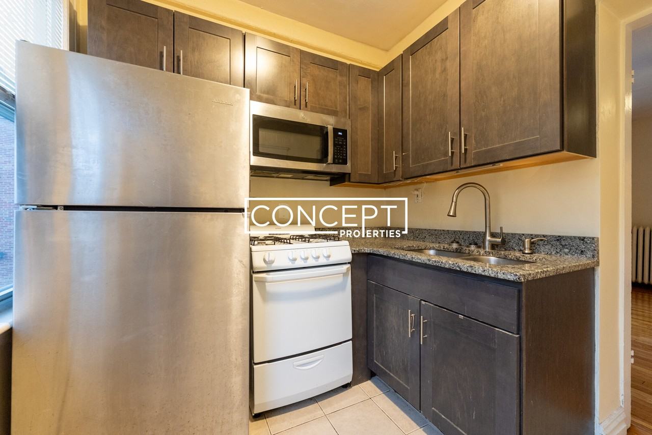 45 Englewood Ave #4 - Photo 6 of 21