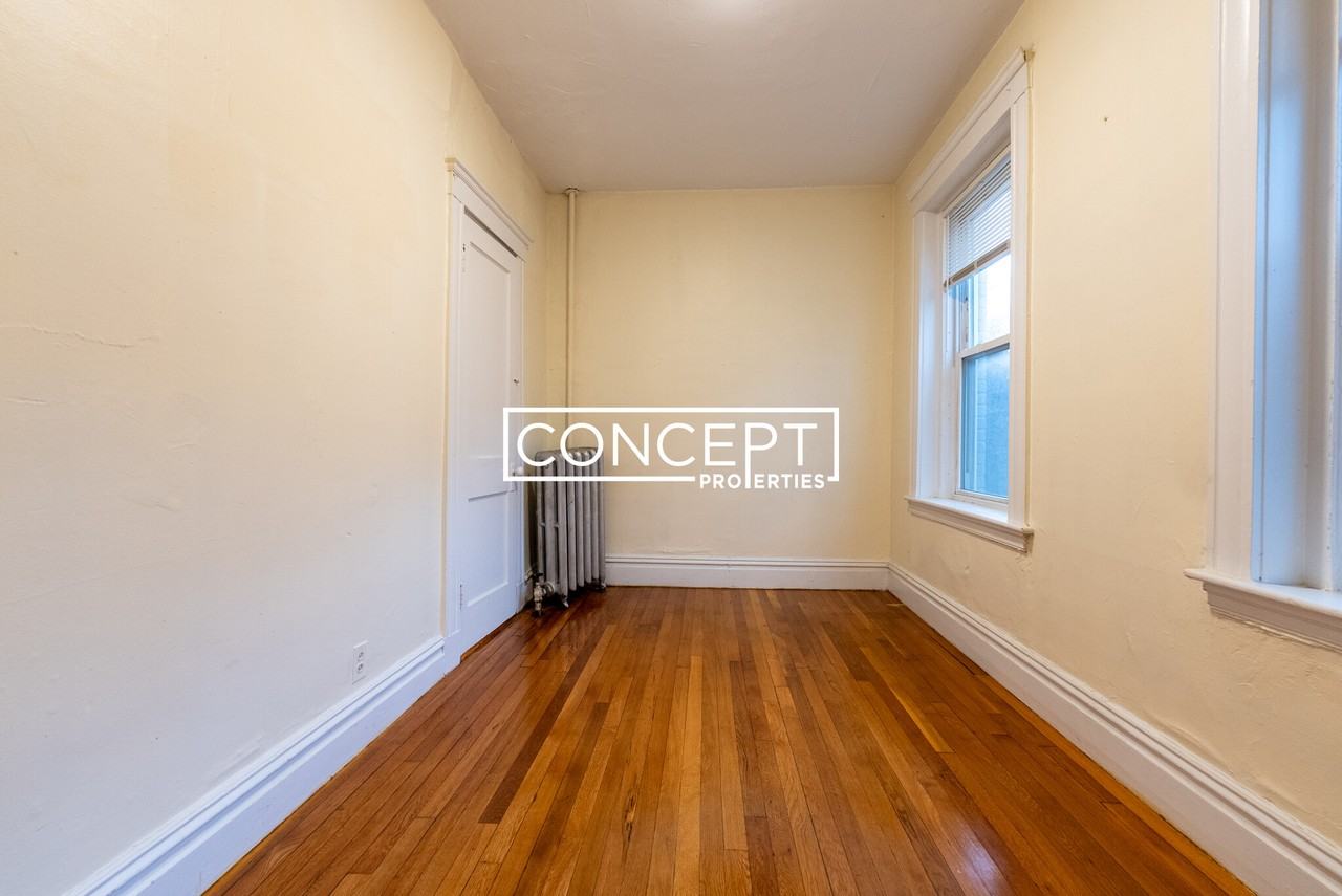 45 Englewood Ave #4 - Photo 7 of 21