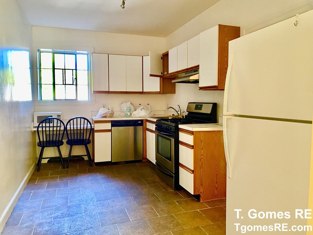 112 Sewall Ave #1 - Photo 2 of 13